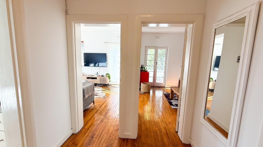 To Let 1 Bedroom Property for Rent in Vredehoek Western Cape